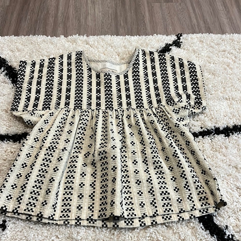 Ace & Jig shirt size medium GUC